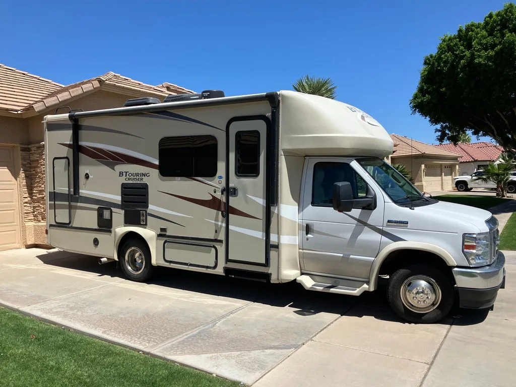 Gulf Stream B Touring 5240 Class C motorhome